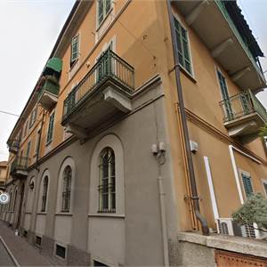 Office for Sale in Gozzano